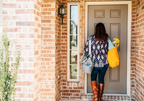 What Are the Closing Costs of Mortgage Refinancing?
